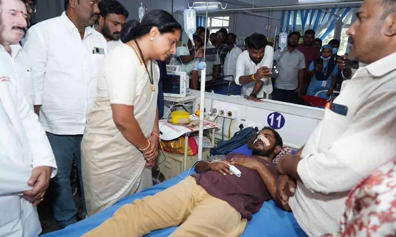 Chevella Bus Accident : రూ. 7 లక్షలు ఏమాత్రం సరిపోవు.. కోటి రూపాయలు ఇవ్వాల్సిందే..! Chevella Bus Accident : రూ. 7 లక్షలు ఏమాత్రం సరిపోవు.. కోటి రూపాయలు ఇవ్వాల్సిందే..!