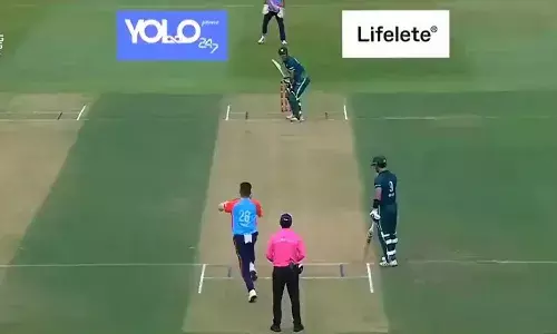 Video : ఒకే ఓవర్లో 6 సిక్సర్లతో బ్యాట్స్మెన్ విధ్వంసం..! Video : ఒకే ఓవర్లో 6 సిక్సర్లతో బ్యాట్స్మెన్ విధ్వంసం..!