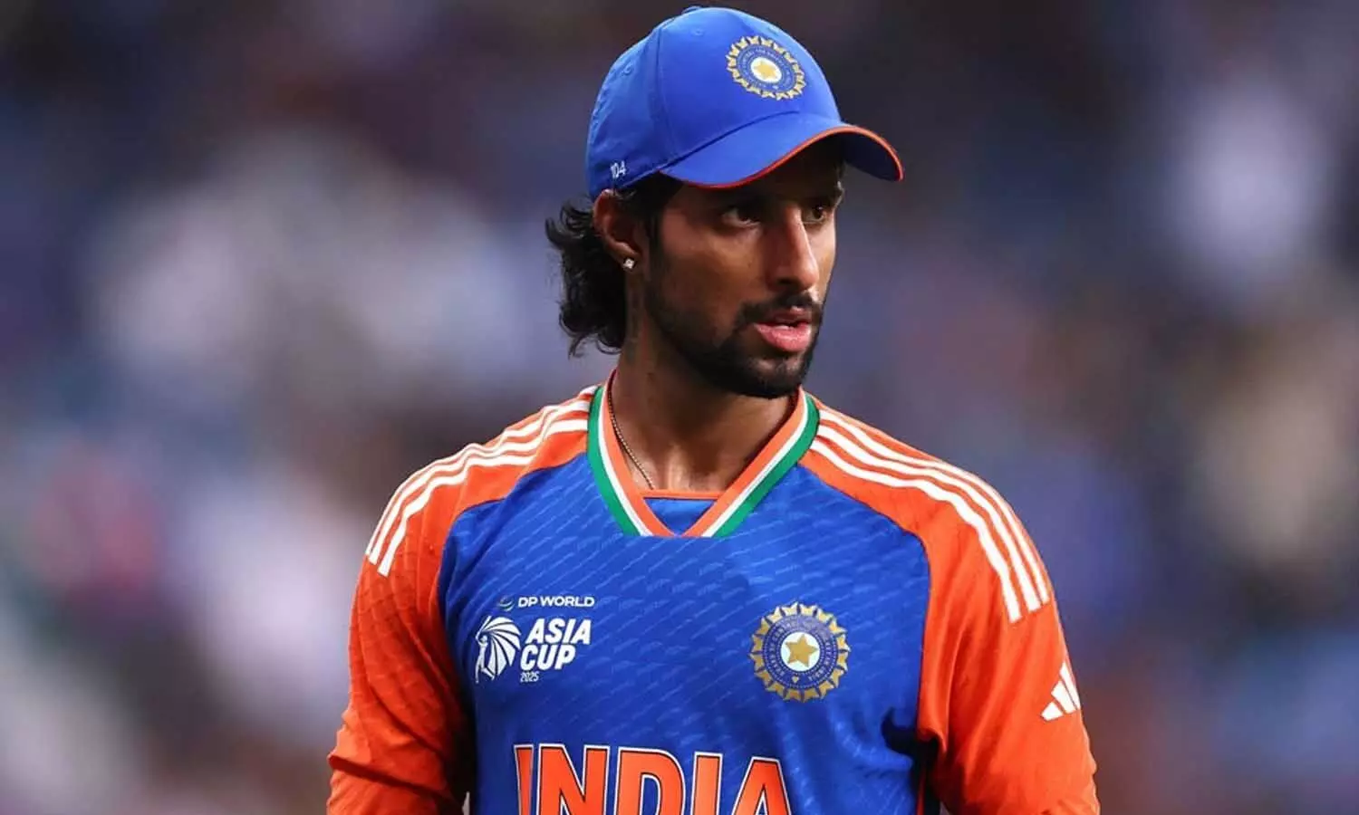 Australia vs India : షాకింగ్.. ప్లేయింగ్-11 నుంచి తిలక్ వర్మ ఔట్..! Australia vs India : షాకింగ్.. ప్లేయింగ్-11 నుంచి తిలక్ వర్మ ఔట్..!