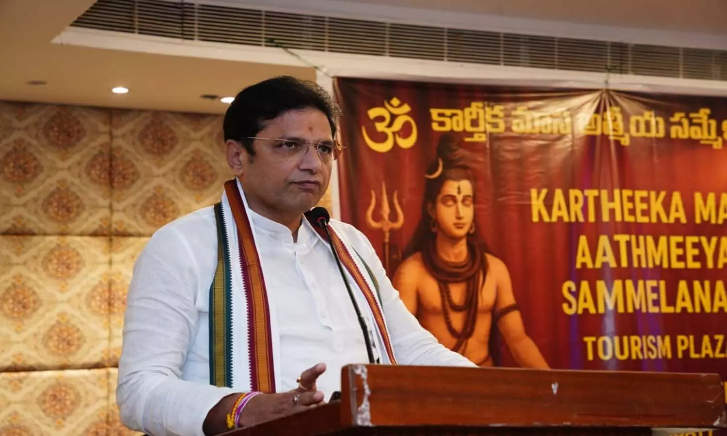 Hyderabad, Minister Sridhar Babu, television workers, Congress Government