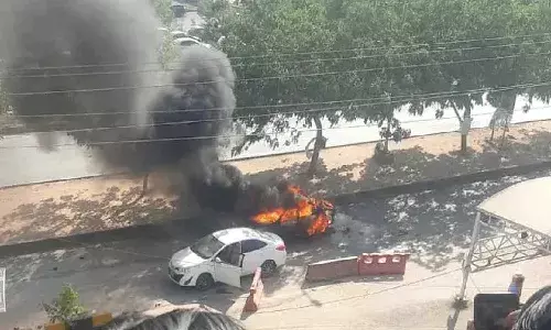 పాక్‌లో ఆత్మాహుతి దాడి.. 12 మంది మృతి