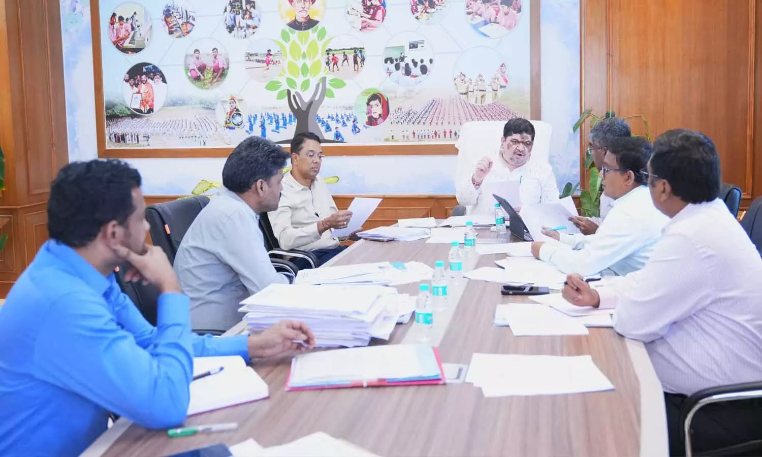 రోడ్డు ప్రమాదాలు తగ్గించేలా ప్లాన్ ఆఫ్ యాక్షన్ను రూపొందించిన ప్రభుత్వం రోడ్డు ప్రమాదాలు తగ్గించేలా ప్లాన్ ఆఫ్ యాక్షన్ను రూపొందించిన ప్రభుత్వం