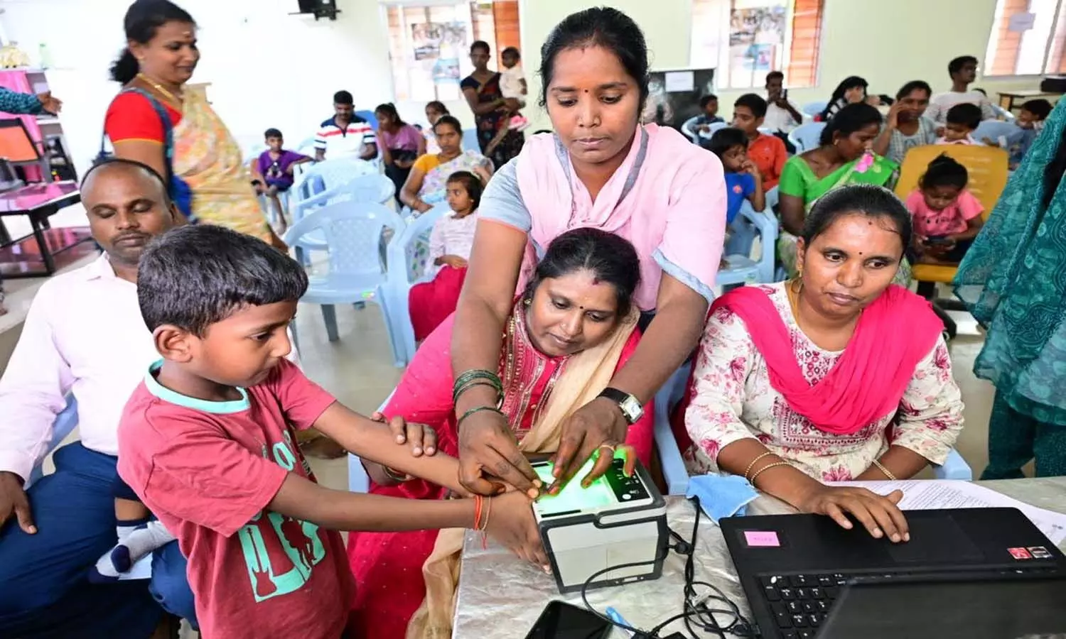 Andrapradesh, Amaravati, AP Government,  Students, Parents, Aadhar Update Camps