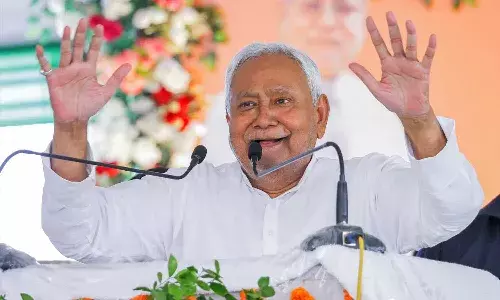 నితీష్ జీ అలాగే ఉంటారు.. జేడీయూ సీనియర్ నేత పోస్టుతో బీహార్లో రాజకీయ ప్రకంపనలు..! నితీష్ జీ అలాగే ఉంటారు.. జేడీయూ సీనియర్ నేత పోస్టుతో బీహార్లో రాజకీయ ప్రకంపనలు..!