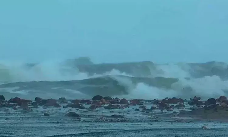 Weather News, Andrapradesh, Rain Alert, Heavy Rains, Another low pressure, AP Disaster Management Organization Weather News, Andrapradesh, Rain Alert, Heavy Rains, Another low pressure, AP Disaster Management Organization