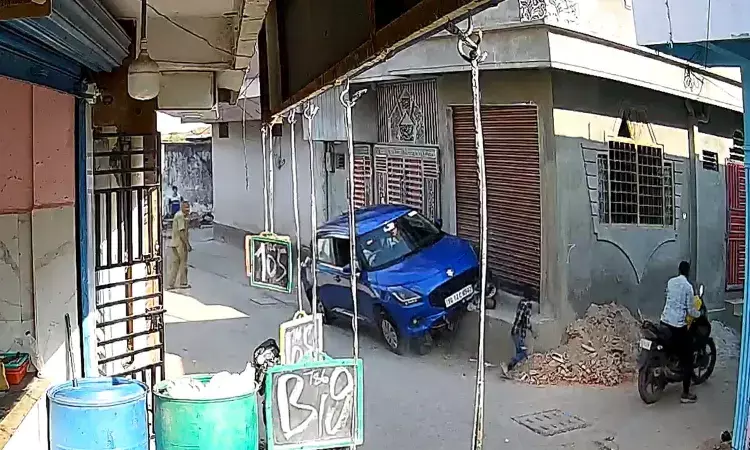 Crime News, Hyderabad, Road accident, Viral Video Crime News, Hyderabad, Road accident, Viral Video
