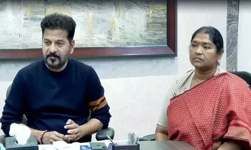 రేపటి నుంచే ఇందిరమ్మ చీరల పంపిణీ.. తొలి దశలో వారికి మాత్రమే.. రేపటి నుంచే ఇందిరమ్మ చీరల పంపిణీ.. తొలి దశలో వారికి మాత్రమే..