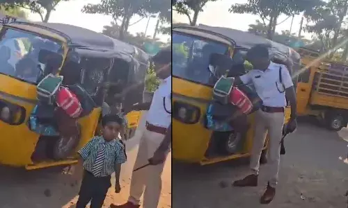 23 children in one auto,  Police seize auto, school children , Nagar Kurnool