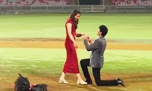 Cricket News, Smriti Mandhana, Palash Muchhal DY Patil Stadium