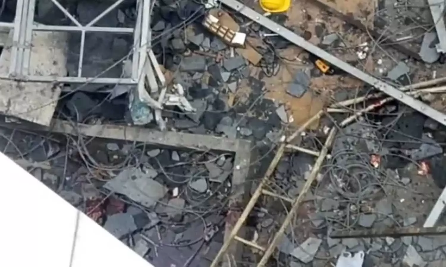 Hyderabad : సనత్ నగర్ ఈఎస్ఐ ఆసుపత్రిలో ప్రమాదం.. ముగ్గురు కార్మికులు మృతి