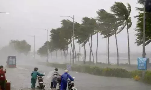 Cyclone, Dithva effect, Heavy rains, districts, Holiday declared for schools, APnews