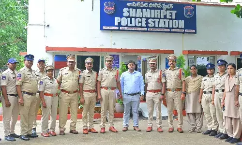 దేశంలో ఏడో ర్యాంక్.. ఉత్తమ పోలీస్ స్టేషన్గా శామీర్ పేట్ పోలీస్ స్టేషన్ దేశంలో ఏడో ర్యాంక్.. ఉత్తమ పోలీస్ స్టేషన్గా శామీర్ పేట్ పోలీస్ స్టేషన్