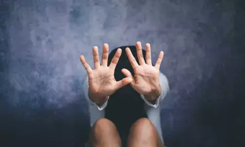 Mancherial : కుర్‌కురే ఆశ చూపి చిన్నారిపై అత్యాచారం