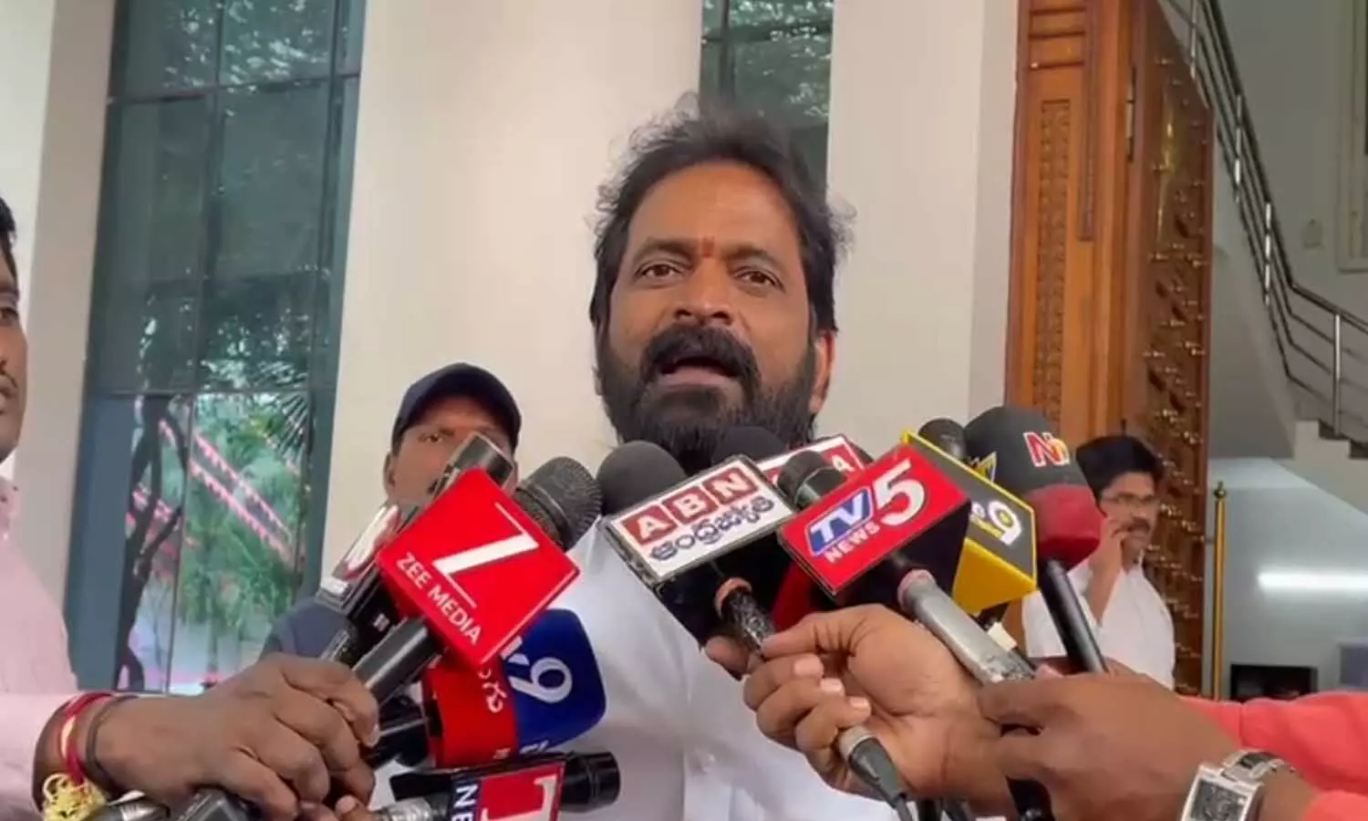 పవన్ కళ్యాణ్ క్షమాపణ చెప్పాలి : మాజీమంత్రి శ్రీనివాస్ గౌడ్