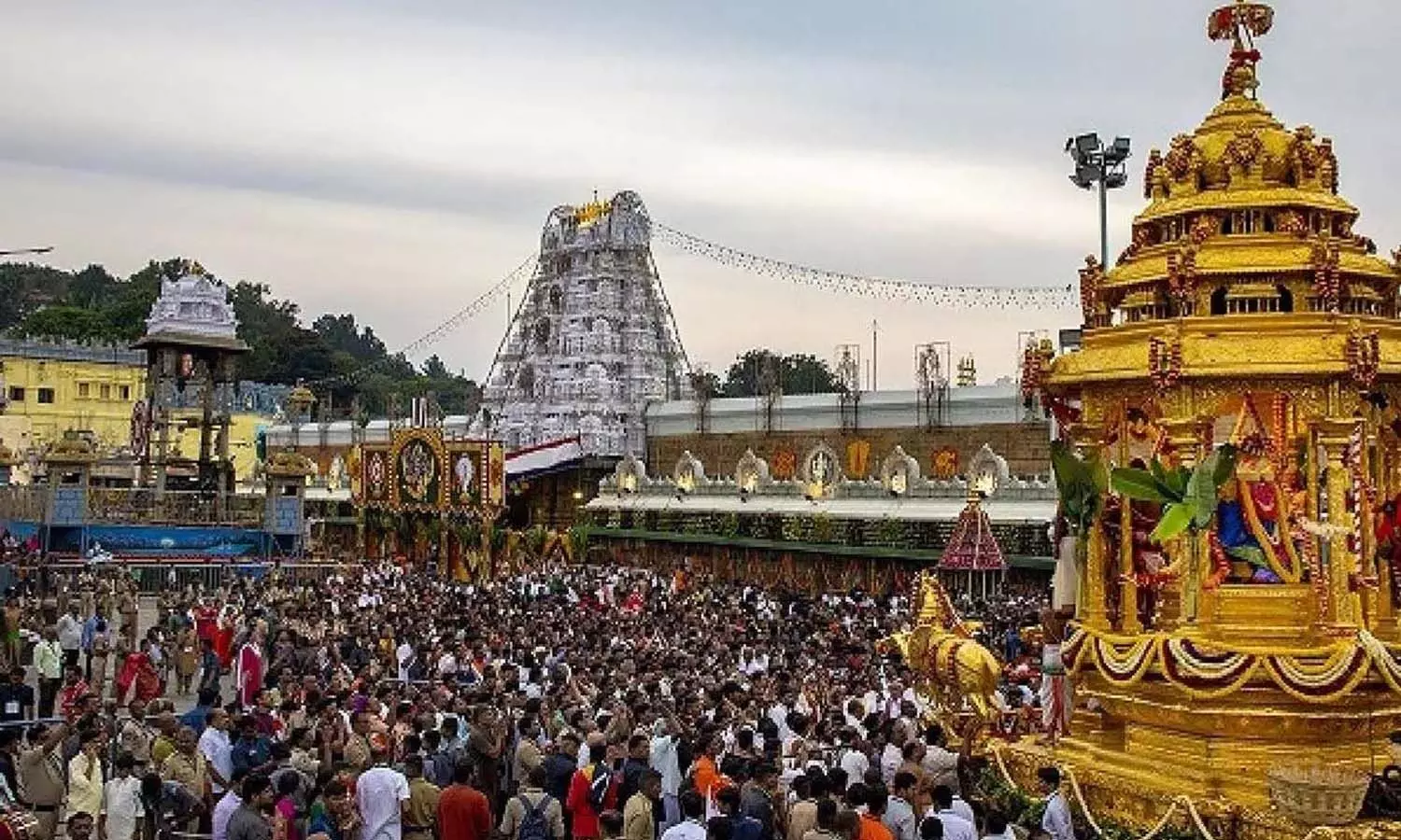 Andrapradesh, Tirumala, Tirupati, Srivari Vaikuntha Dwara Darshan