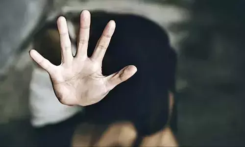 Gurukul school, Jadcharla, Female vice principal,assaults, Crime, Telangana