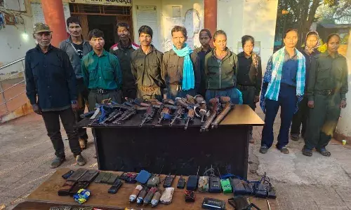 National News, Chhattisgarh, Twelve Maoist cadres, Surrender National News, Chhattisgarh, Twelve Maoist cadres, Surrender