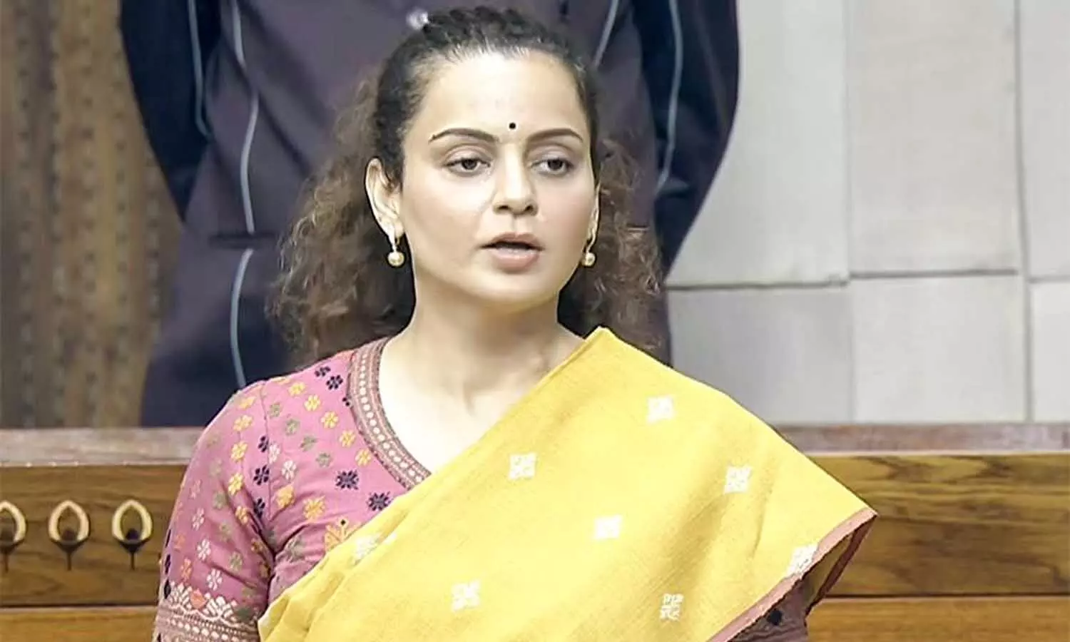 ఈవీఎంలను కాదు.. ప్ర‌ధాని ప్ర‌జ‌ల‌ గుండెలను హ్యాక్ చేశారు..!