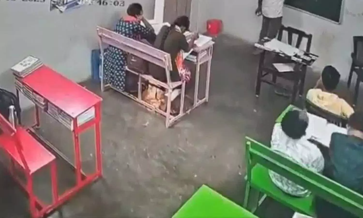 Andhra Pradesh, girl collapses, , cardiac arrest suspected, APnews Andhra Pradesh, girl collapses, , cardiac arrest suspected, APnews