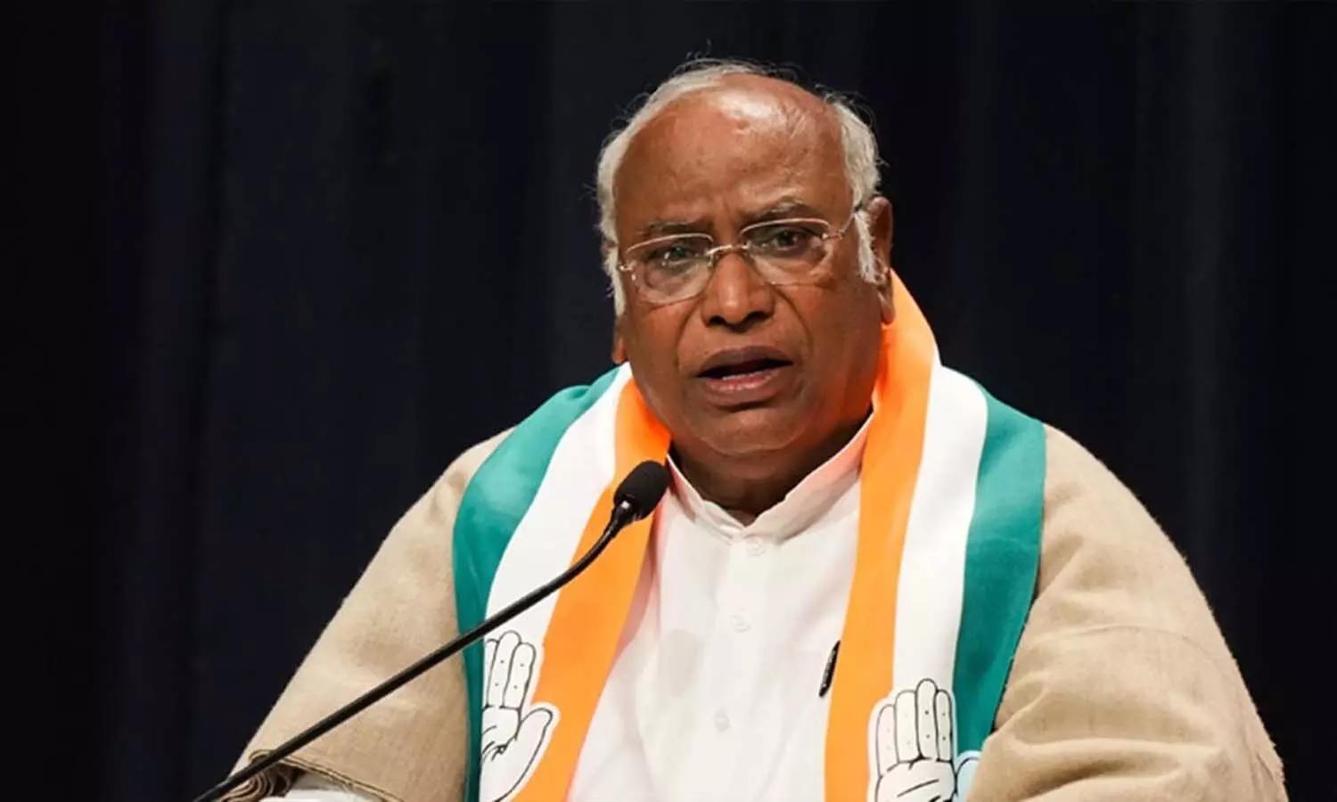 National News, Delhi, Congress, Bjp, Aicc President, Mallikarjun Kharge, Rahulgandhi National News, Delhi, Congress, Bjp, Aicc President, Mallikarjun Kharge, Rahulgandhi