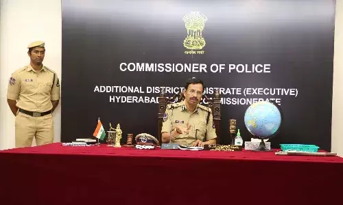 Strict legal action, abandon , Hyderabad CP Sajjanar, parents