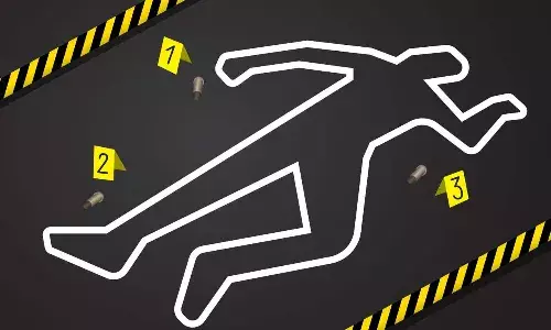 Atrocities in Hyderabad, Woman throws daughter from third floor, Malkajgiri, Crime