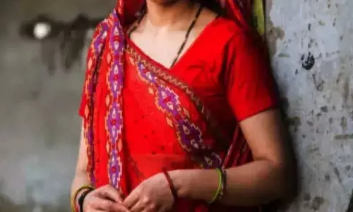 ఇన్‌స్పెక్టర్‌కు రక్తంతో రాసిన ప్రేమ లేఖను పంపిన మహిళ.. అస‌లు క‌థ ఇదే..!