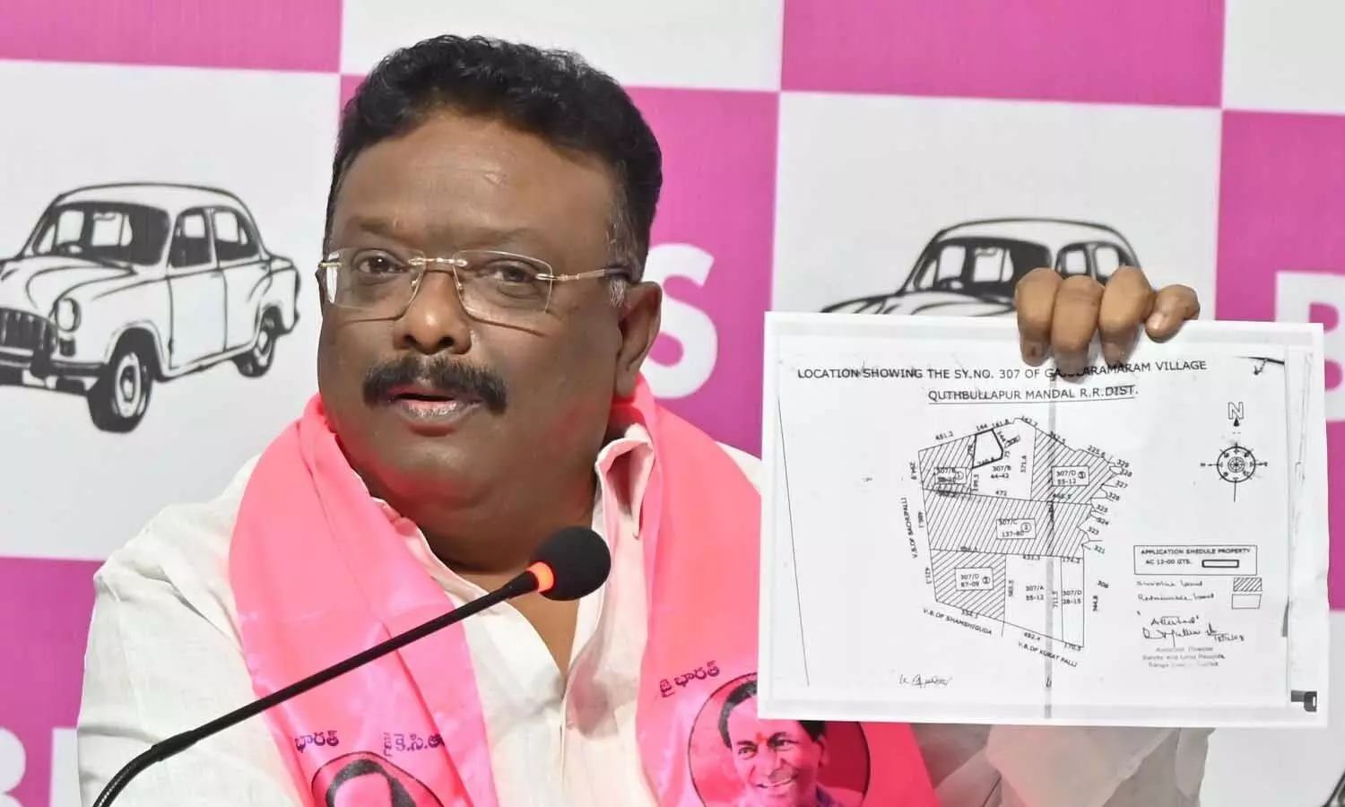 రేవంత్ ప్రభుత్వం రియల్ ఎస్టేట్ మాఫియాగా మారింది : ఎమ్మెల్సీ దాసోజు శ్రవణ్ రేవంత్ ప్రభుత్వం రియల్ ఎస్టేట్ మాఫియాగా మారింది : ఎమ్మెల్సీ దాసోజు శ్రవణ్