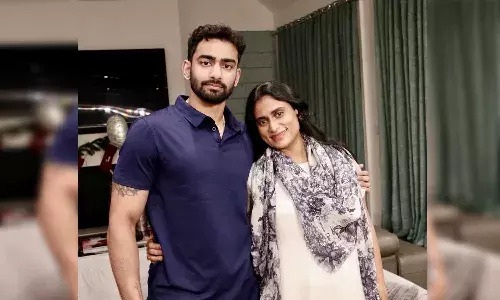 కొడుకుకు బర్త్ డే విషెస్ చెప్పిన వైఎస్ షర్మిల కొడుకుకు బర్త్ డే విషెస్ చెప్పిన వైఎస్ షర్మిల