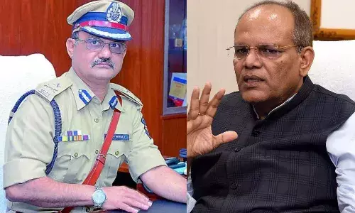 phone tapping case,  Notices , former CS and intelligence chief, Telangana