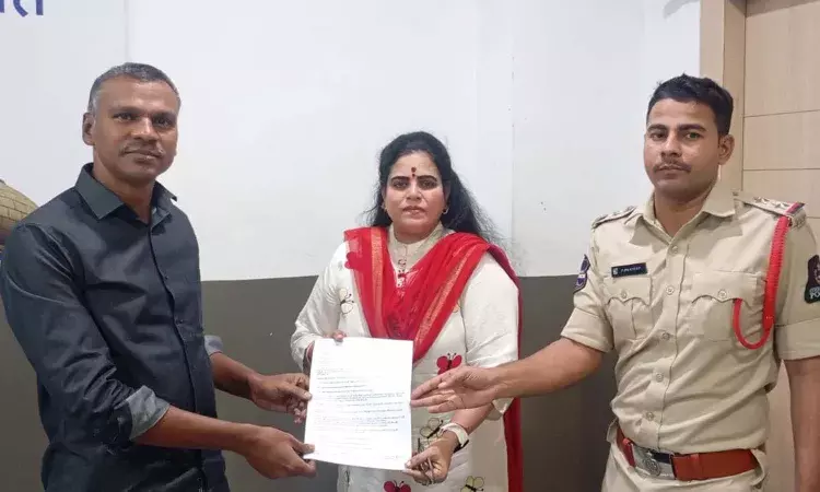 BJP leader Karate Kalyani , Hyderabad Police, YouTuber Anvesh , insulting Hindu deities, Panjagutta Police Station