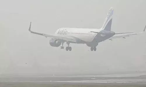 Fog covers Telugu states,flights canceled, Telangana, Andhrapradesh