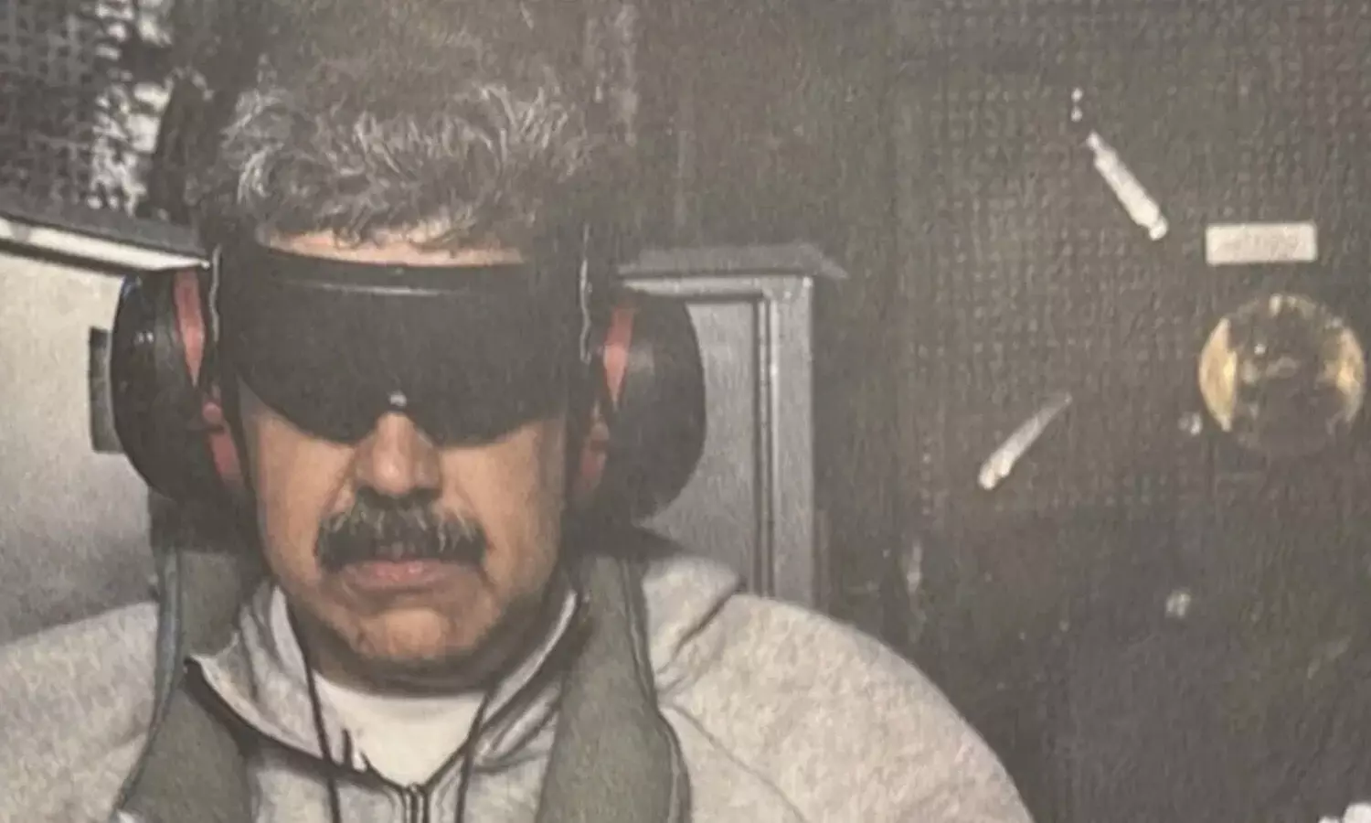 కేవలం 30 నిమిషాల్లోనే అమెరికా సైన్యం వెనిజులా అధ్యక్షుడిని ఎలా ఎత్తుకెళ్లింది.? కేవలం 30 నిమిషాల్లోనే అమెరికా సైన్యం వెనిజులా అధ్యక్షుడిని ఎలా ఎత్తుకెళ్లింది.?