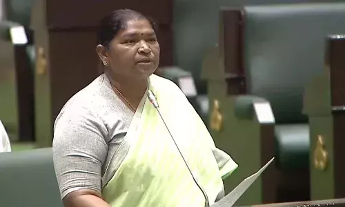 Telangana, Minister Seethakka, Congress Government, Womens groups, Sarees