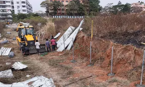 మియాపూర్లో హైడ్రా భారీ ఆపరేషన్..!