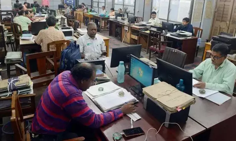 Composite salary account, central govt staff, banking benefits, insurance benefits, National news