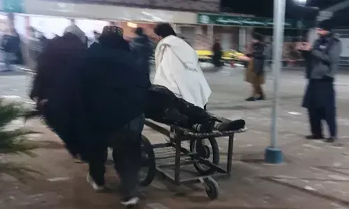 పెళ్ళిళ్ళను కూడా వదలట్లేదు.. అక్కడికి వెళ్లి ఆత్మాహుతి