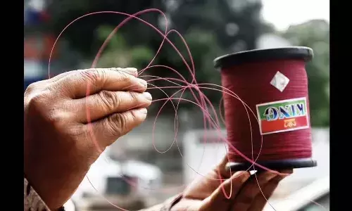 Hyderabad, Five-year-old girl died, kite string slashes neck, KPHB