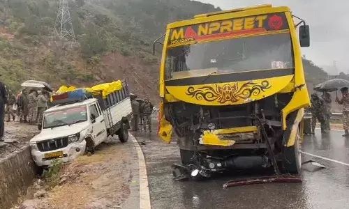 CRPF jawan, four dead, road crash, Jammu and Kashmir, Udhampur