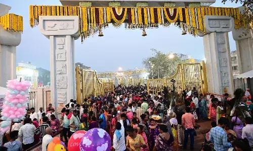 Medaram ,Sammakka Sarakka Mahajatara, CM Revanth, former CM KCR, devotees