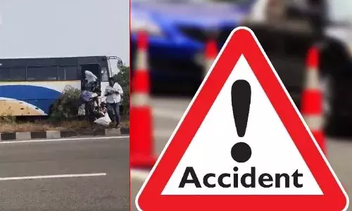 Telangana, Hyderabad-Vijayawada bus, accident , Nalgonda, TGSRTC