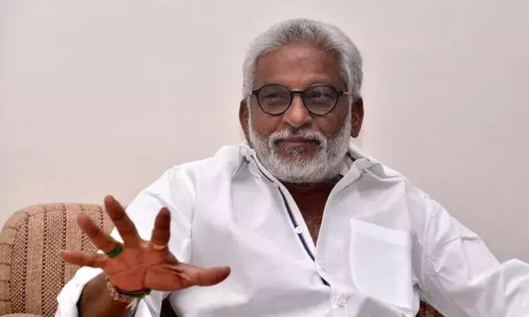 మేము ఆపిన ట్యాంకర్లకు టీడీపీ ప్రభుత్వం అనుమతించింది మేము ఆపిన ట్యాంకర్లకు టీడీపీ ప్రభుత్వం అనుమతించింది