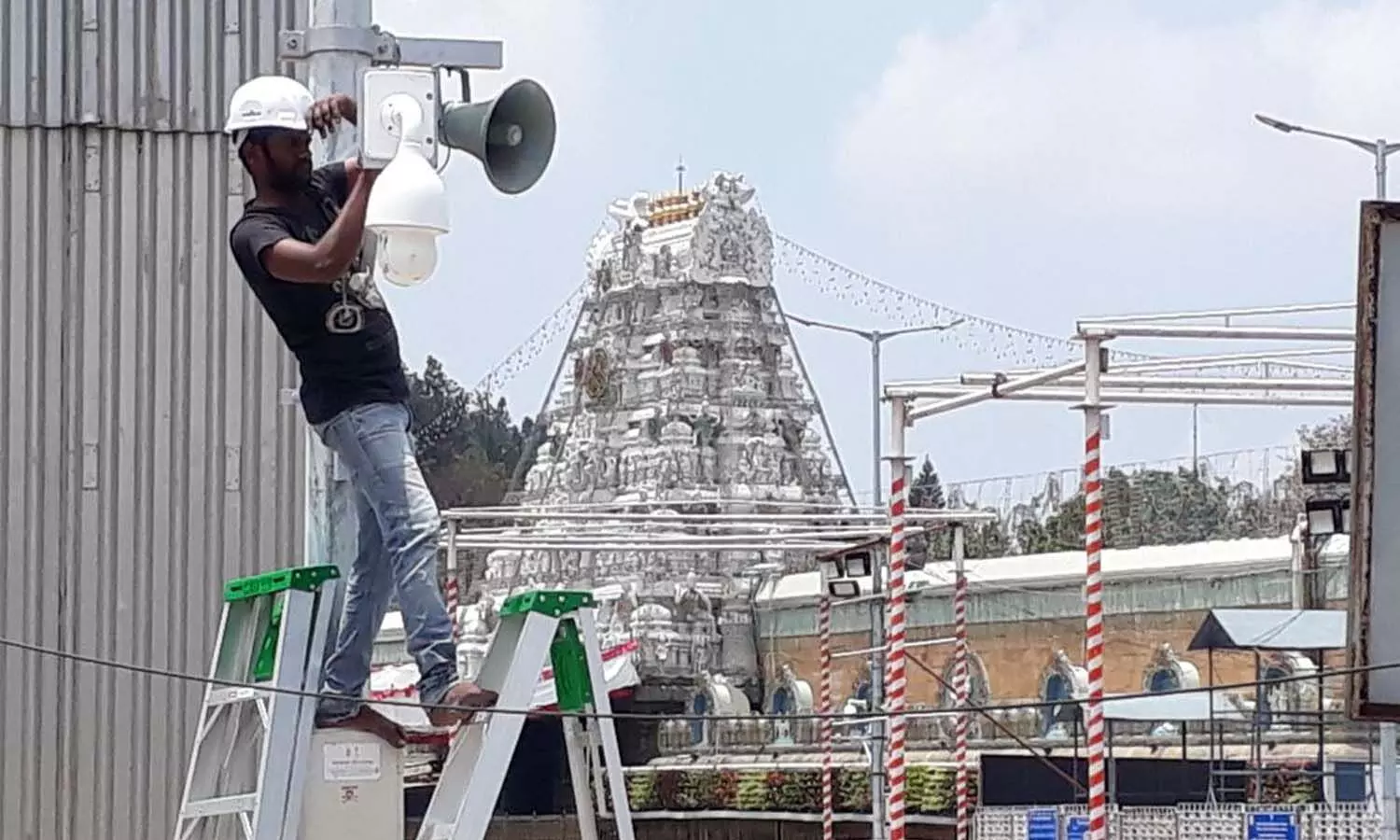 Tirumala Tirupati Devasthanams, AI-based facial recognition cameras, temple premises, APnews