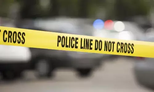 Minor girl, acid ingestion, Delhi , Crime