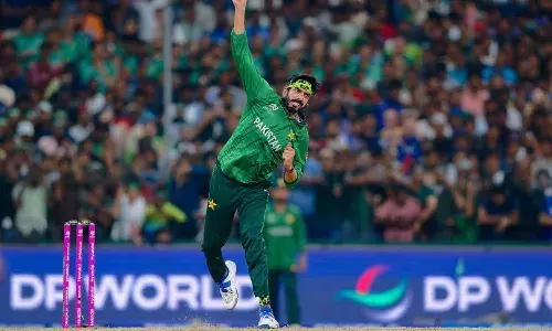 పాక్ బౌలర్ ఉస్మాన్ తారిఖ్‌కు అశ్విన్ మద్దతు.. కానీ..!