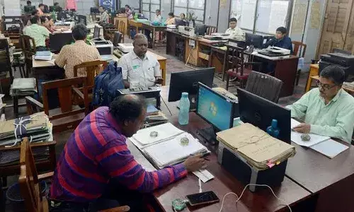 Maha Shivaratri 2026 Holiday, AP Optional Holiday Monday, Shivaratri Jagarana Leave, Andhra Pradesh Govt Employees Leave, Telangana Shivaratri Holiday News, Schools Working on Monday after Shivaratri