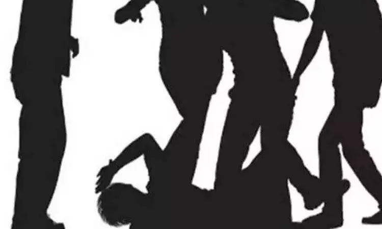 Hyderabad, YouTuber, attack, filming video, Amberpet Jamia Masjid