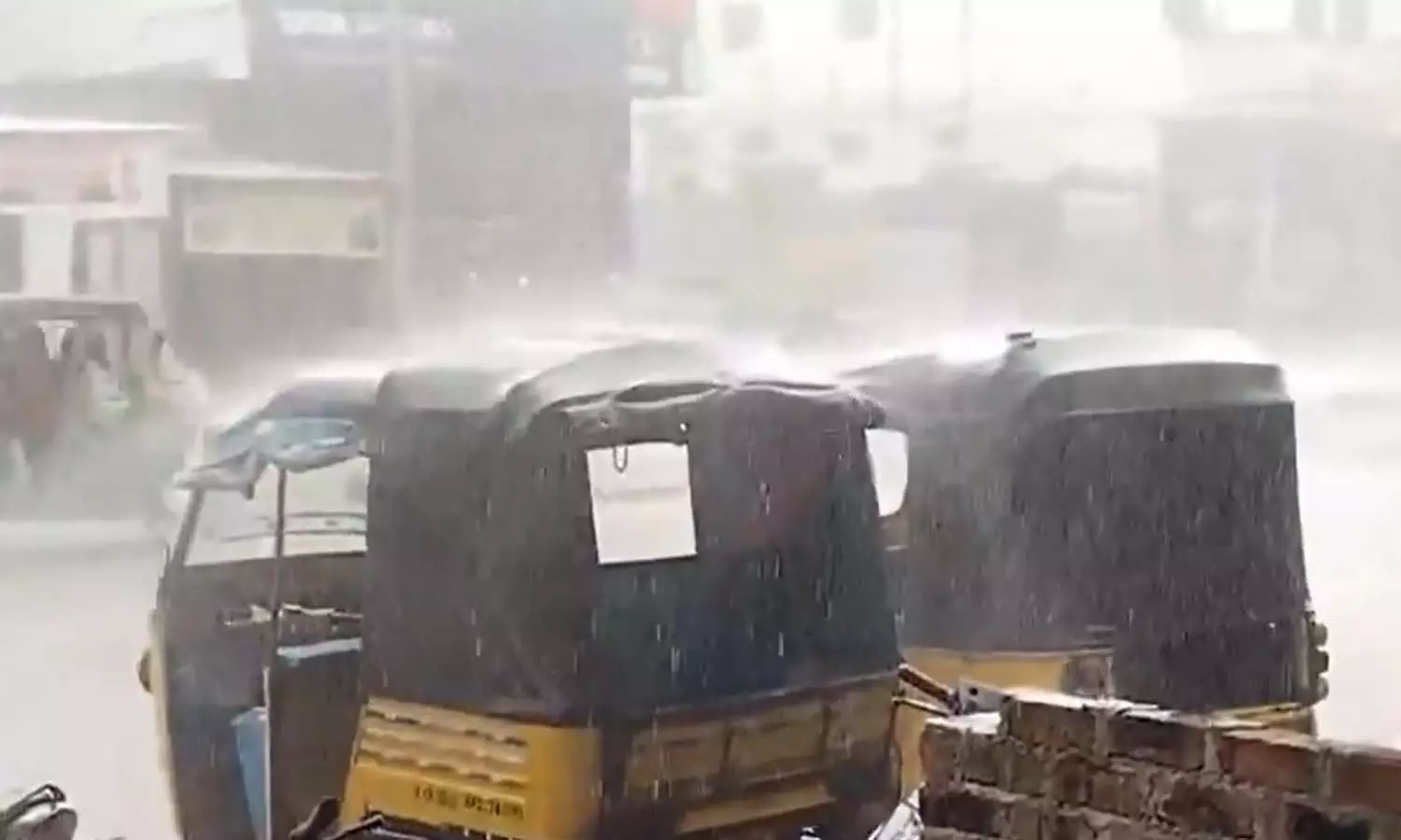 Hyderabad News, Weather Alert, Rain Update, Summer Rains, Thunderstorm Hyderabad News, Weather Alert, Rain Update, Summer Rains, Thunderstorm