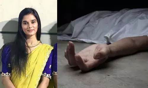 YouTuber Komali suicide Hyderabad, Manikonda Chitrapuri Colony incident, Nikhil Reddy YouTuber case, Raidurgam Police investigation, Love failure suicide case Hyderabad, Vizag student death in Hyderabad