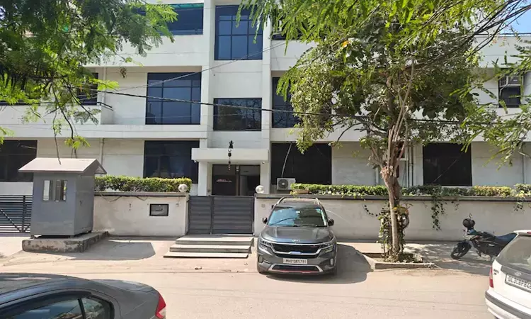 యజమాని ఇంట్లో ఫేక్ ఈడీ రైడ్ ప్లాన్ చేసిన ప‌ని మ‌నిషి..!